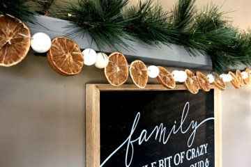 Orange Slice Garland | Farmhouse Decor | Dried Oranges | Dried Fruit | Dehydrated | Garland | Tassel | DIY Garland | Wood Bead | DIY Wood | Wood Bead Garland | Christmas Garland | Farmhouse | Home Decor | Easy Home Decor | Easy DIY Home | DIY Farmhouse | Six Clever Sisters