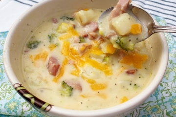 Ham and Broccoli Soup | Potato Soup | Comfort Food | Easy Soup Recipe | Hearty Soup | Winter Dinner | Family Dinner | Easy Meal | Dutch Oven | One Pot Meal | Ham | Potato | Stew | Chowder | Crock Pot | Instant Pot | Broccoli Soup