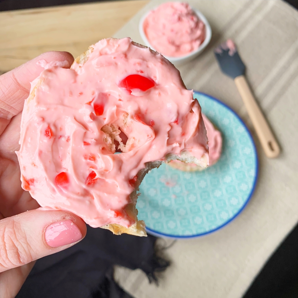 Cherry Almond Cream Cheese | Brunch | Easy Party Food | Brunch Recipes | Bagels | Cream Cheese | Cherry | Almond | Breakfast | Lunch | Cheese Spread | Six Clever Sisters