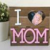 Mother's Day Crafts | Mothers Day Crafts for Kids | Mother's Day Craft Ideas | Mother's Day Craft Gift | Mother's Day Craft Gift Ideas | DIY Mother's Day Crafts | Mother's Day DIY Craft | I'm always looking for new ideas of gifts kids can make for their Mom or Grandma or Aunt for Mother's Day. This diy Mother's Day gift idea is simple but super duper cute and something Mom is sure to love! #craft #diy #mothersday #kids #craftsforkids #mom #ideas #kidsactivities