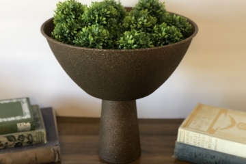 DIY Dollar Tree Pedestal Bowl | Dollar Tree Project | Dollar Tree Home Decor | DIY Home Decor | Learn how to make this inexpensive pedestal bowl using items from Dollar Tree at SixCleverSisters.com