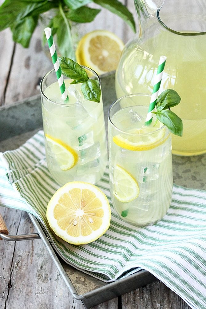 Lemonade Recipe | Lemonade Recipe Easy | Homemade Lemonade | A Simple Lemonade Recipe | Lemonade Recipe Homemade | Lemonade Recipe for Party | Summer Lemonade | Summer Lemonade Recipes | Summertime Lemonade | Summertime is when we need all the ice cold drinks! These yummy lemonade recipes will satisfy your summer thirst. This compilation of lemonade recipes are a great variety and will have you wanting to try SO many! #recipe #recipeoftheday #lemonade #summer #drink #homemade