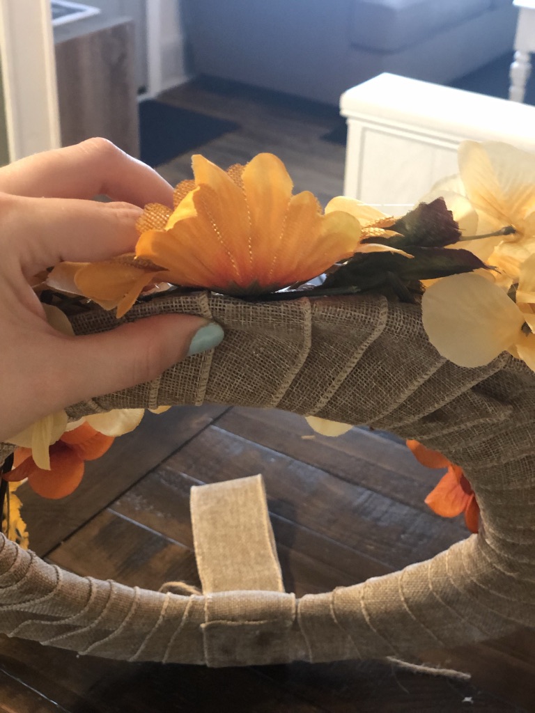 Fall Wreath | Dollar Tree | Autumn Decor | Easy Handmade Wreath | Dollar Tree Decor | Dollar Tree Hack | DIY Fall Wreath | DIY Fall Decor | Cheap Fall Wreath | Dollar Tree has all the florals and supplies you need to make yourself a beautiful fall wreath this year! Find out how I made mine at SixCleverSisters.com