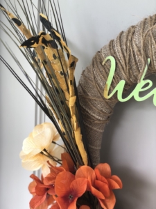 Fall Wreath | Dollar Tree | Autumn Decor | Easy Handmade Wreath | Dollar Tree Decor | Dollar Tree Hack | DIY Fall Wreath | DIY Fall Decor | Cheap Fall Wreath | Dollar Tree has all the florals and supplies you need to make yourself a beautiful fall wreath this year! Find out how I made mine at SixCleverSisters.com