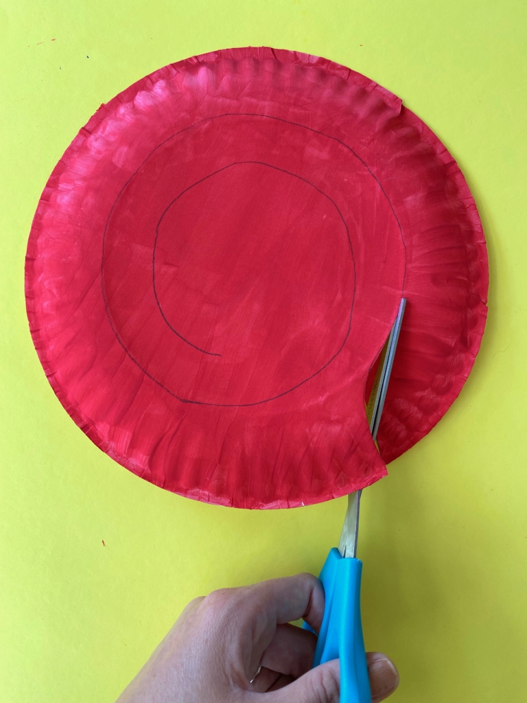 paper-plate-snake-craft-for-kids-7-six-clever-sisters