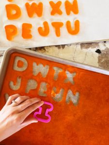 Finger Jello | Finger Jello Recipe | Jello Finger Blocks | Jello Jigglers Recipe | Jello Jigglers Directions | Jello Jiggler Dessert | Making finger jello is a great way for kids to learn colors, shapes, letters ... it's a fun way to eat a snack! #jello #kids #kidsactivities #snack #recipe #learning