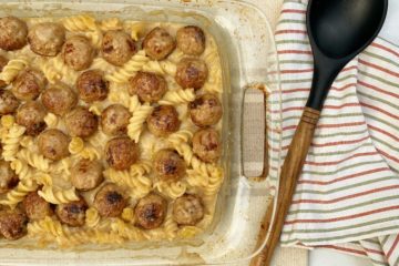 Swedish Meatball Pasta Bake | Easy Dinner | Quick Meal | Pasta Recipe | Frozen Meatballs | Kid Friendly | Easy Meal | Family | Swedish | Swedish Meatball | IKEA | Pasta Bake | Six Clever Sisters