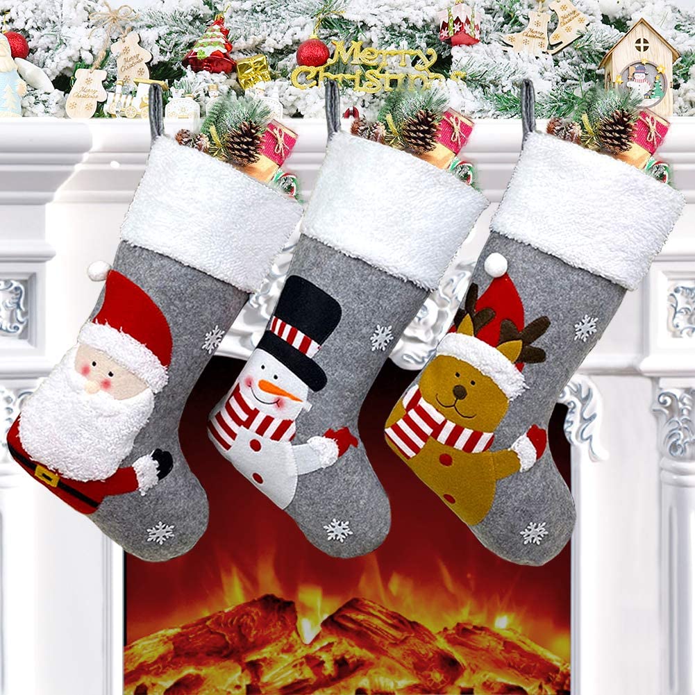 Christmas | Christmas Shopping | Stockings Christmas | Stockings Amazon | Looking for some super adorable Christmas stockings for the family? These Christmas stockings are all on Amazon with great reviews! #christmas #shopping #christmastime #amazon #shopping #holiday