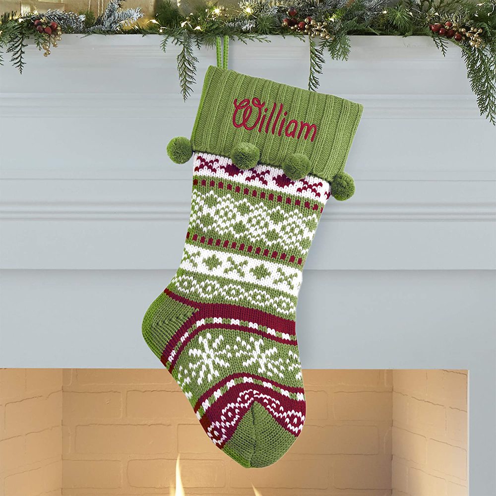 Christmas | Christmas Shopping | Stockings Christmas | Stockings Amazon | Looking for some super adorable Christmas stockings for the family? These Christmas stockings are all on Amazon with great reviews! #christmas #shopping #christmastime #amazon #shopping #holiday