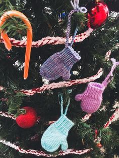 free knitting pattern mitten ornament