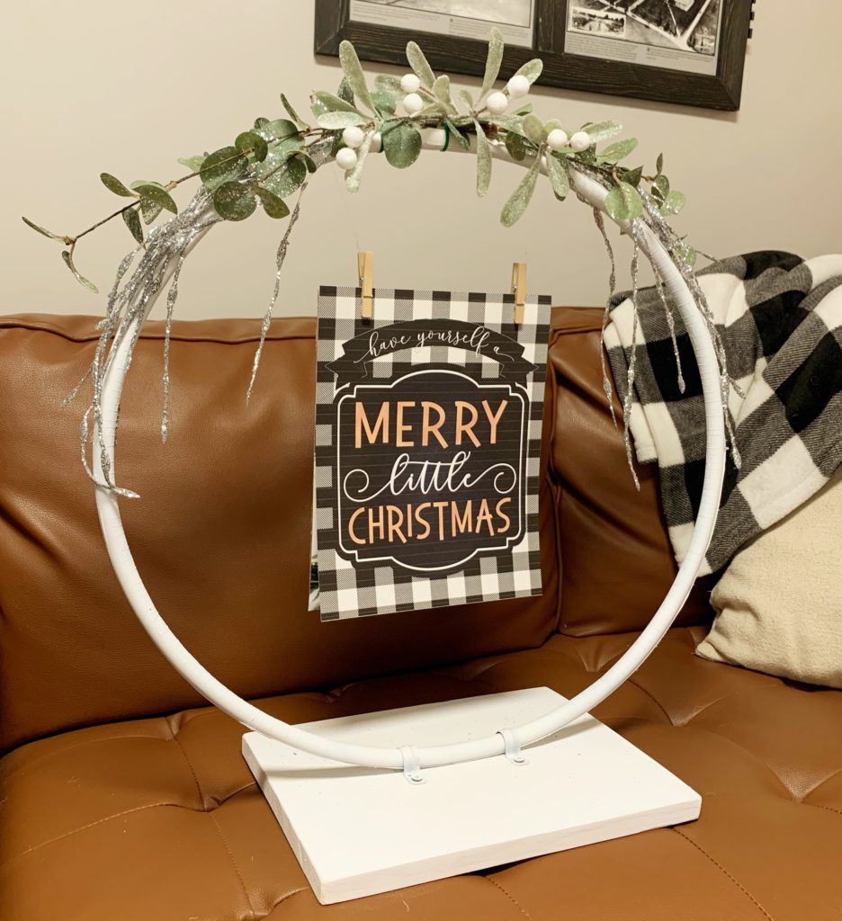 Hula Hoop Photo Stand | Shower | Bridal | Baby | Holiday | DIY Decor | Easy Decor | Photo Prop | Stand | Printables | Party Decor | Holiday Decor | Holiday Party | Large Decor | Large Decor | Six Clever Sisters