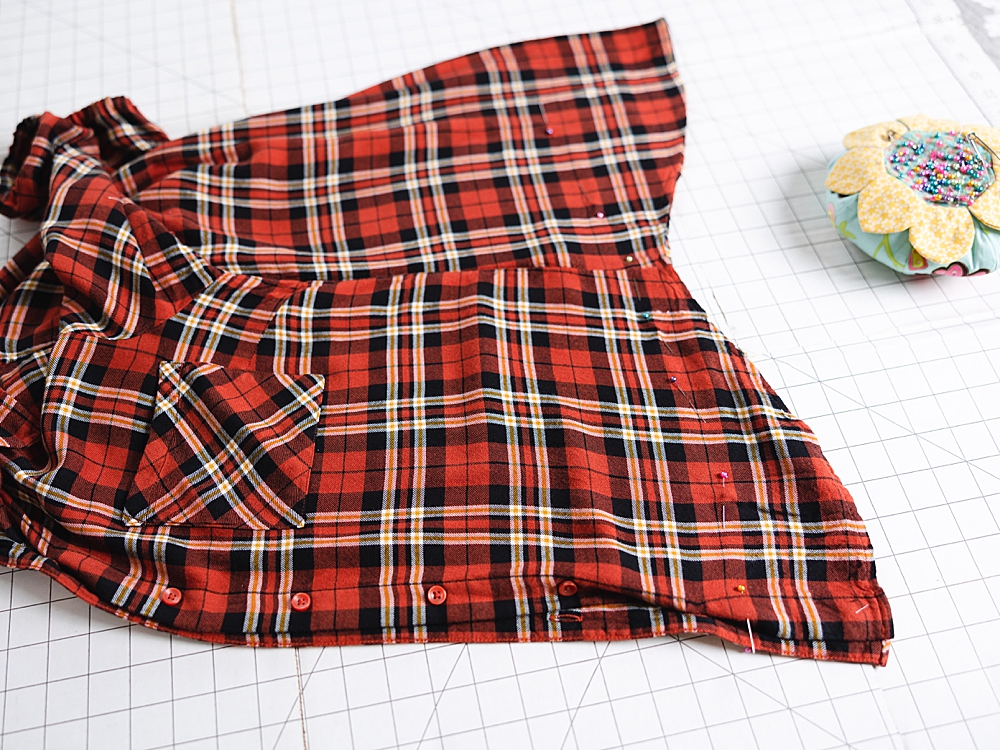 Flannel Shirt Upcycle | How to Upcycle a shirt | Upcycled Button-down | Shirt Upcycle DIY ideas | Mens dress shirt upcycle for women | This easy step-by-step photo tutorial at Six Clever Sisters makes it easy to upcycle your flannel shirt!