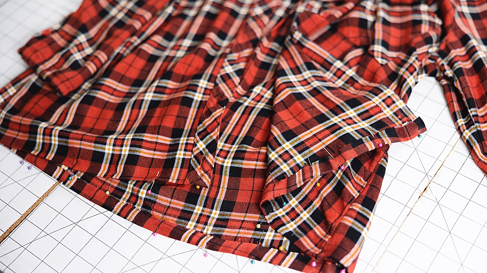 Flannel Shirt Upcycle | How to Upcycle a shirt | Upcycled Button-down | Shirt Upcycle DIY ideas | Mens dress shirt upcycle for women | This easy step-by-step photo tutorial at Six Clever Sisters makes it easy to upcycle your flannel shirt!