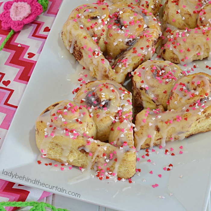 valentines day breakfast ideas cinnamon rolls