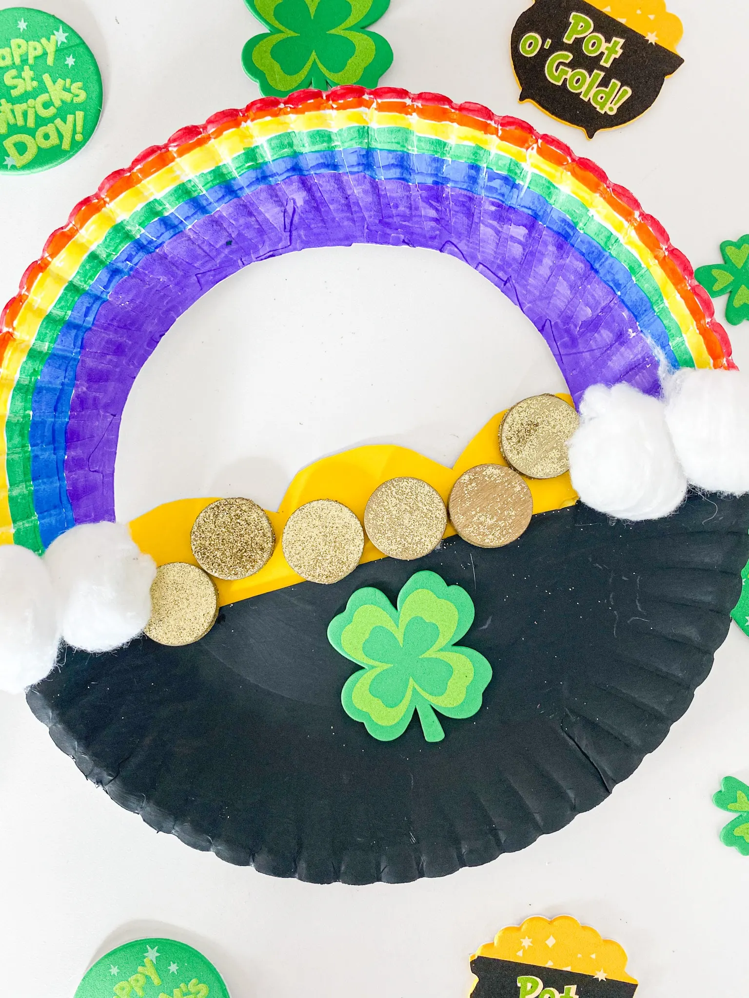 St. Patricks's Day Crafts | St. Patrick's Day Craft for Kids | St. Patrick's Day Craft for Toddlers | St. Patrick's Day Art Projects for Preschool | Rainbow Craft for Kids | Rainbow Craft Ideas | St. Patricks Day Crafts | Leprechaun Craft Ideas | You're lucky to have stumbled upon these St. Patrick's Day crafts for kids! Find lots of kids activities and crafts and ideas here from leprechauns to rainbow crafts to shamrock crafts to pots of gold! You can find it all here! #preschool #crafts #kidsactivities #shamrock #leprechaun #rainbow #lucky #irish #stpatricksday #craftsforkids #ideas