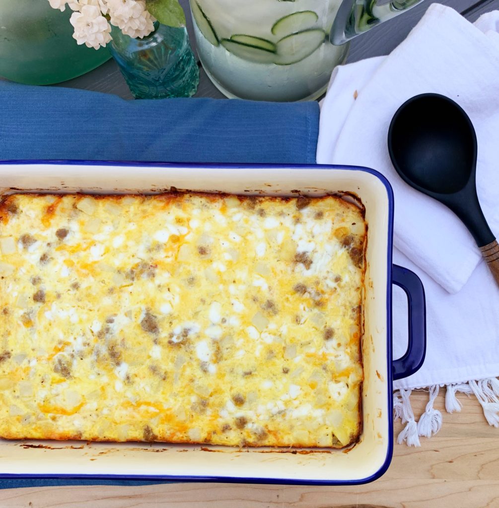 Easy Breakfast Casserole | Brunch Recipe | Breakfast | Egg Casserole | Easy Recipe | Family Breakfast | Sausage | Hashbrown Recipe | Casserole Recipe | Saturday Brunch | Hearty Breakfast | Egg Recipe | Six Clever Sisters