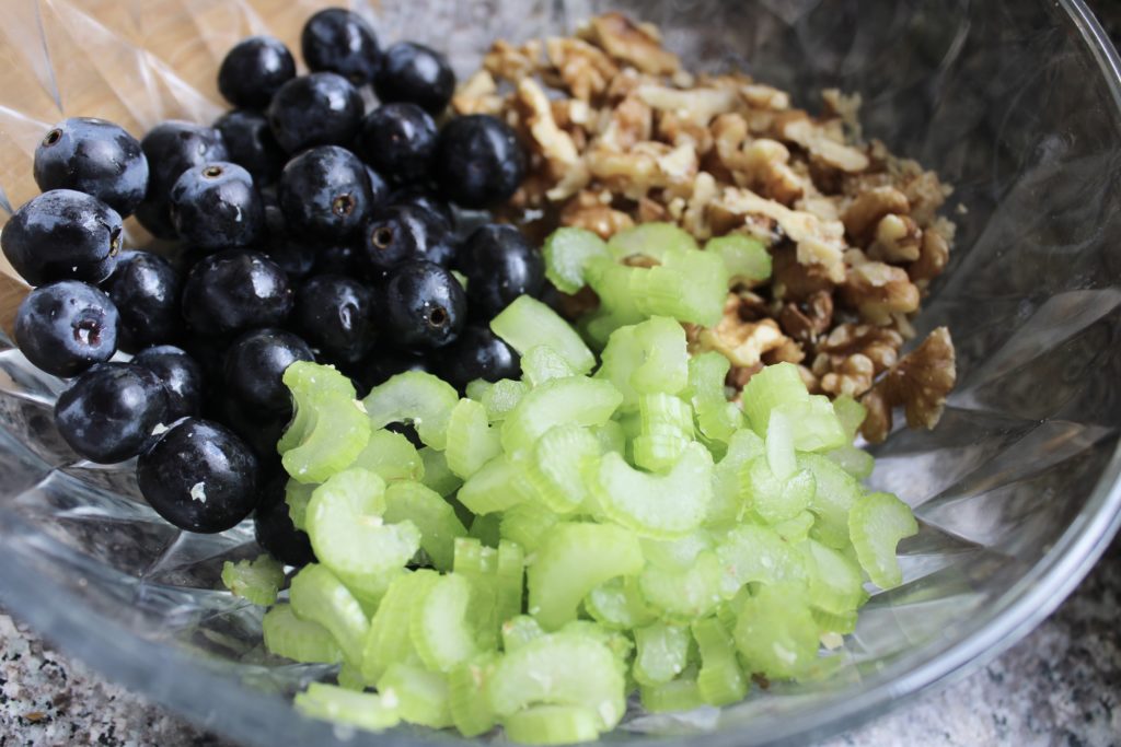 apple salad with grapes