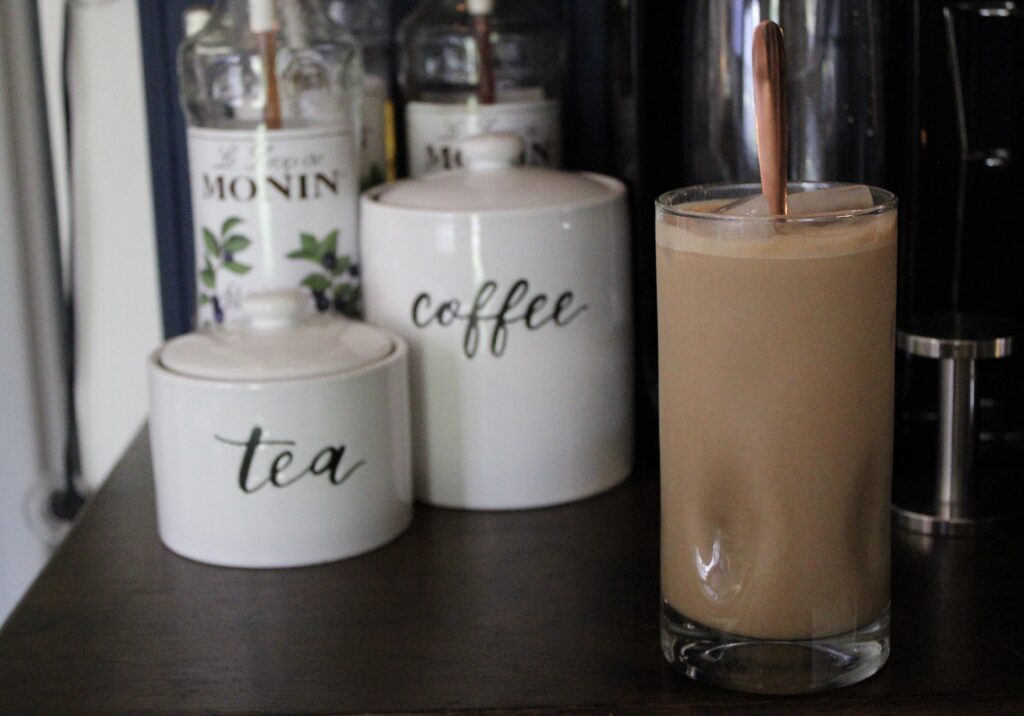 Peanut Butter Iced Coffee | Iced Coffee Recipe | Dairy Free Iced Coffee | Viral PB Coffee Recipe | Peanut Butter Latte | Peanut Butter Coffee Tutorial | SixCleverSisters.com