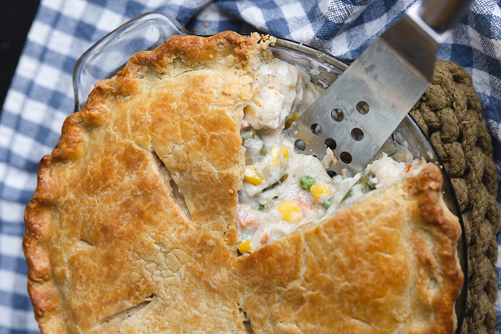 The Best Chicken Pot Pie Recipe | Chicken Pot Pie Recipe Easy | Chicken Pot Pie Filling | The best chicken pot pie recipe that's so easy to make! Step-by-step photo instructions make it easy on the Six Clever Sisters blog!