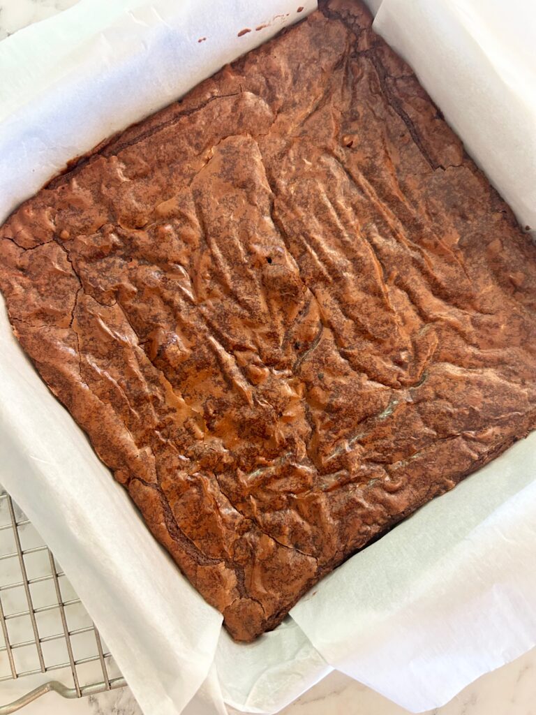 How to make box brownies taste better | Brownie Mix | Brownie Recipe | Doctored up brownies | Bakery Brownies | Fudge Brownies | Easy Dessert | Dessert Recipe | Summer dessert | Potluck Dessert