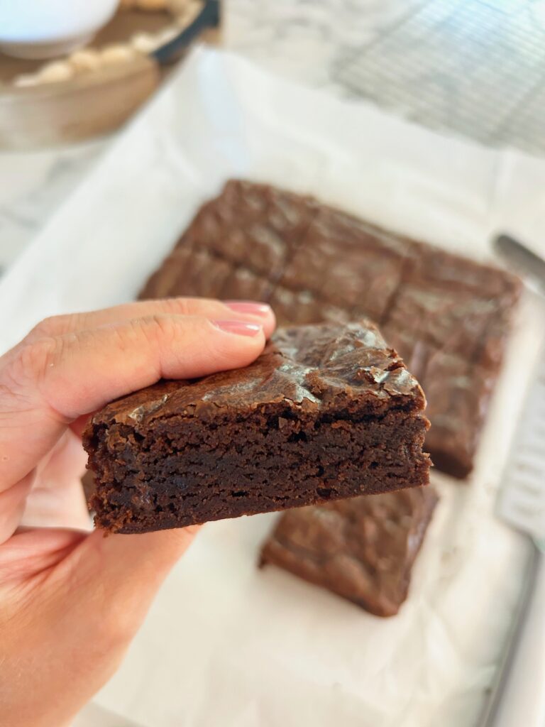 How to make box brownies taste better | Brownie Mix | Brownie Recipe | Doctored up brownies | Bakery Brownies | Fudge Brownies | Easy Dessert | Dessert Recipe | Summer dessert | Potluck Dessert