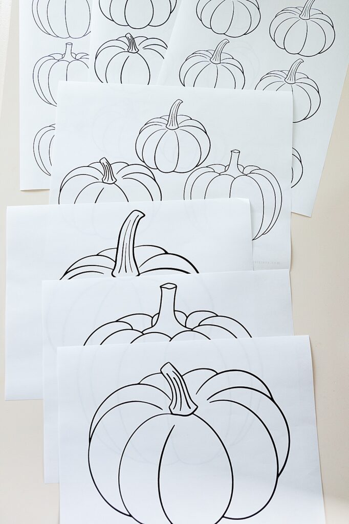 Pumpkin Templates | Outline Pumpkin | Black and White Pumpkin Templates | Large and small pumpkin outline templates free download on the Six Clever Sisters blog!